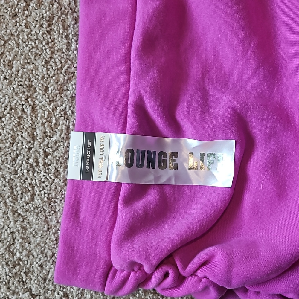 Skirt - Picture 3 of 5